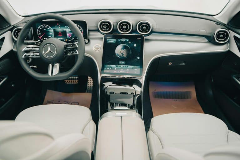 Luxury Car Innovations: When Comfort Meets Cutting-Edge Tech