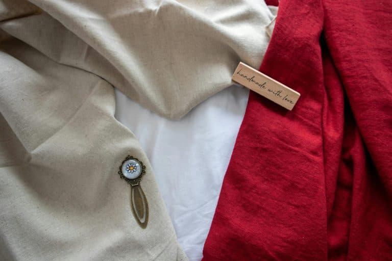 Natural and Organic Fabrics: Why Cotton and Linen Are Everywhere