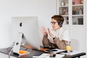 Smart Posture Trainers for Desk Workers