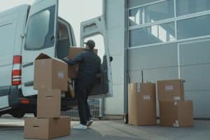 Smart Luggage That Tracks Itself