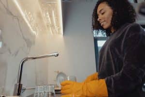 UV Sanitizing Wands for Everyday Items