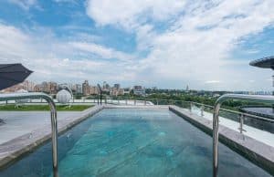 Luxury Real Estate Trends: What High-End Buyers Want in 2025
