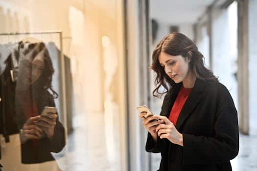Virtual Storefronts in the Metaverse: Shopping in Digital Worlds